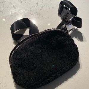 Black Lululemon Fleece Belt Bag
